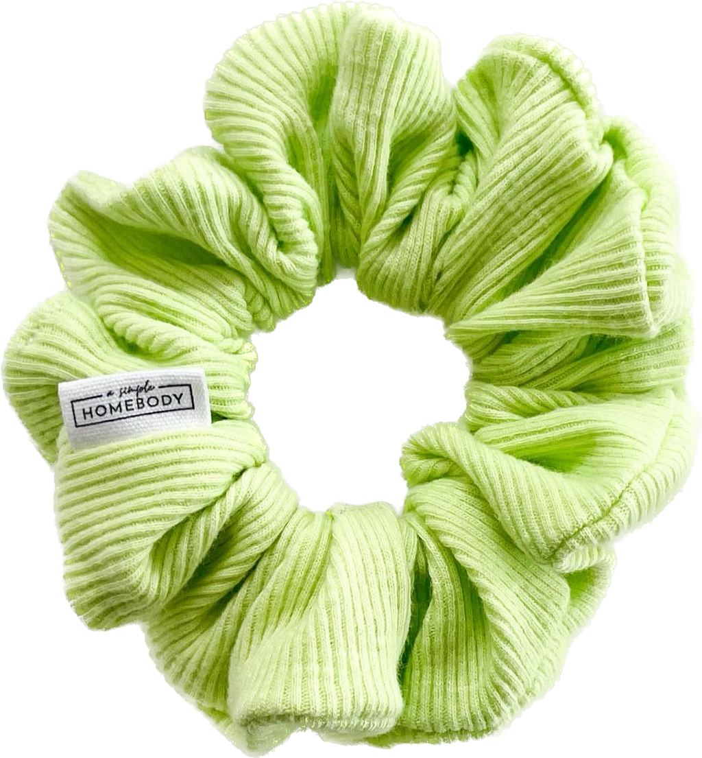 scrunchie: ribbed lime